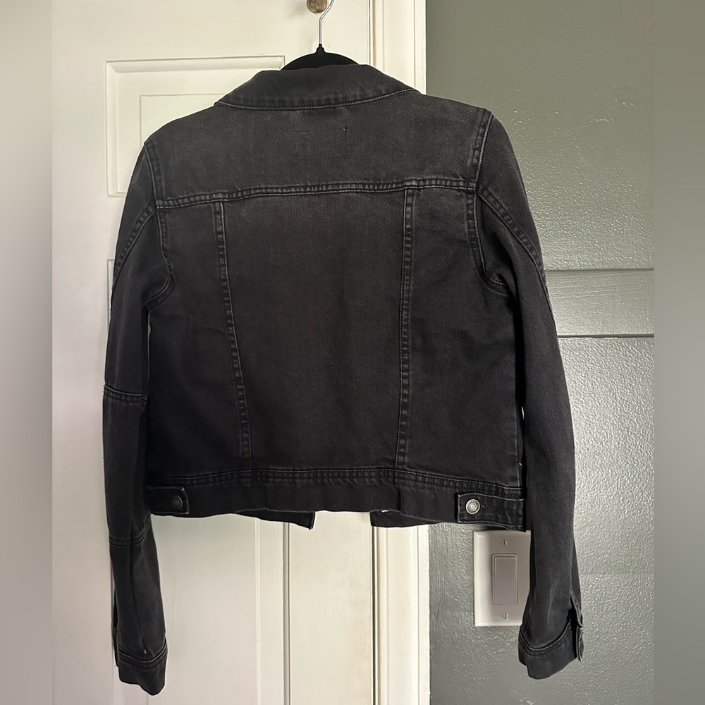 We The Free Rumors Black Denim Jacket Free People Washed Cropped Trucker Jean - Picture 8 of 8